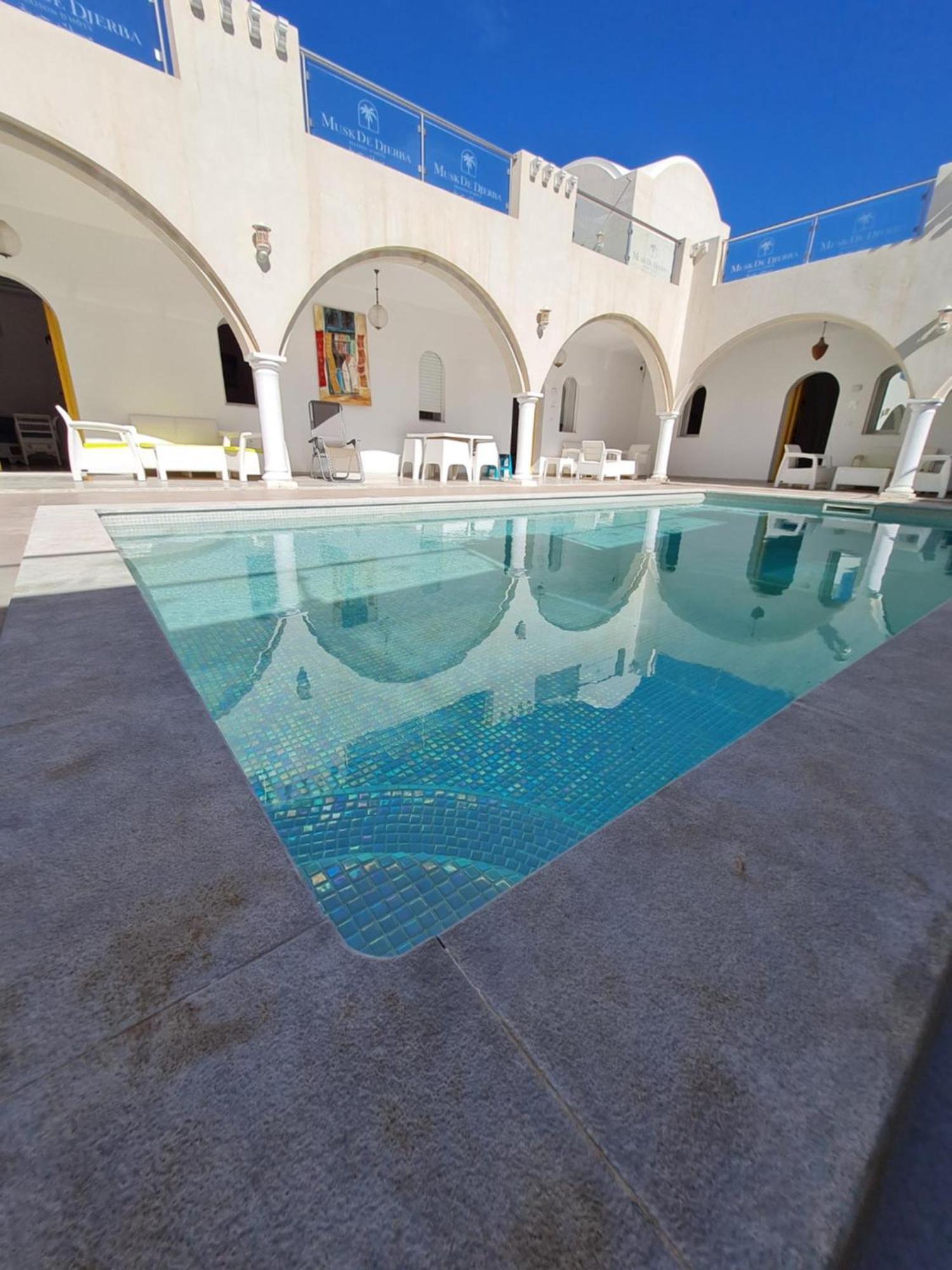 Musk De Djerba Suite Aziz Avec Piscine Temlale المظهر الخارجي الصورة